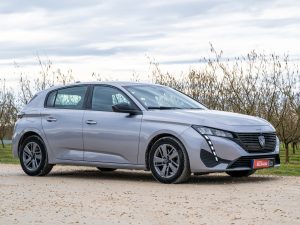 Peugeot 308 a vendre lot et garone