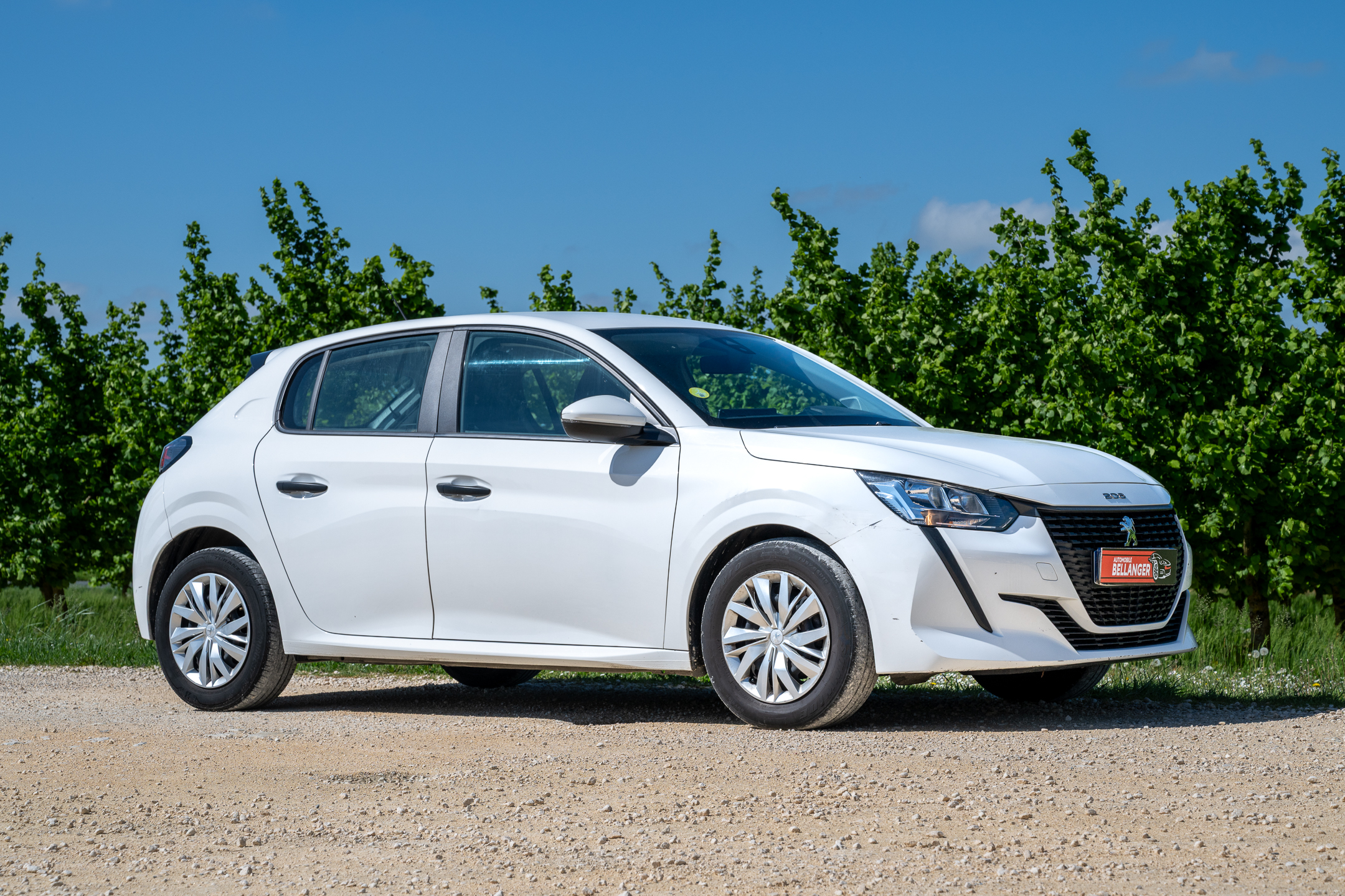 Peugeot 208 a vendre lot et garonne-1