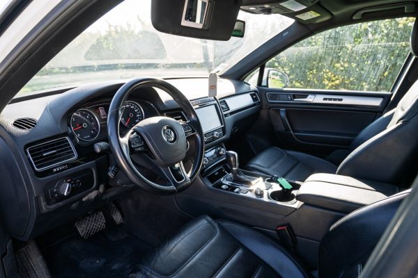 Volkswagen Touareg TDI R-Line occasion Lot-et-garonne – Image 3